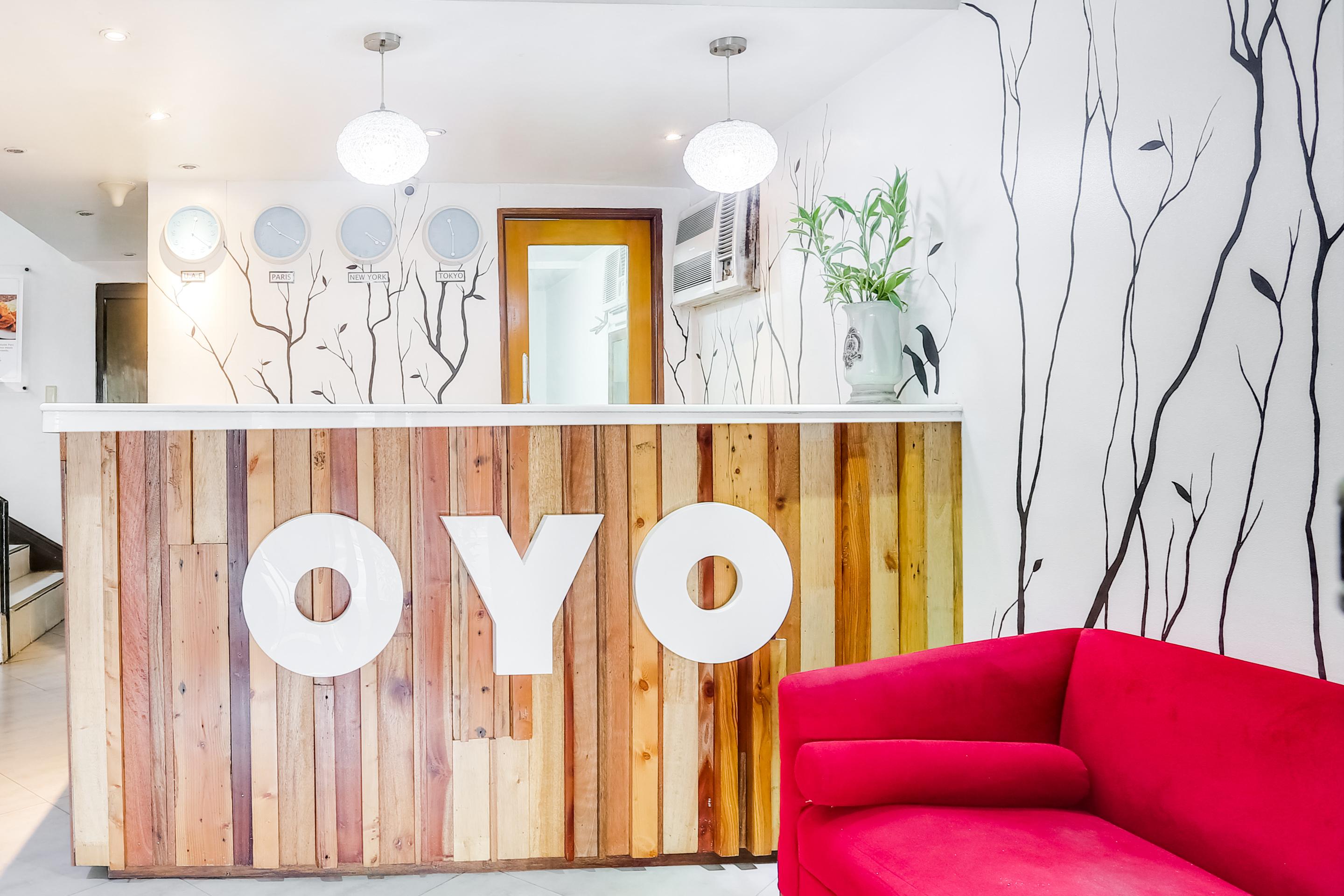 Oyo 406 로얄 파크 인 앤 스위트 - 직원 백신 접종 호텔 케손시티 외부 사진
